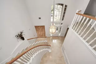 4418 Bermuda Dr, Sugar Land, TX 77479 - Photo 9