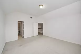 4418 Bermuda Dr, Sugar Land, TX 77479 - Photo 29