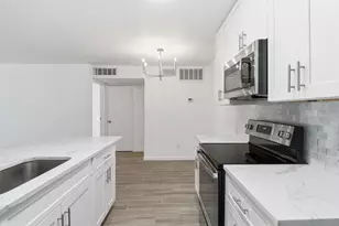 12550 Whittington Dr, Houston, TX 77077 - Photo 13