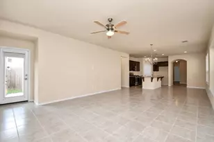 1605 Summer City Dr, Houston, TX 77047 - Photo 5