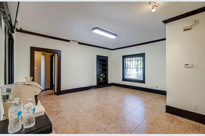 4505 Caroline Street, Houston, TX 77004 - Photo 9
