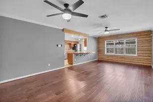 12985 Trail Hollow Dr, Houston, TX 77079 - Photo 11
