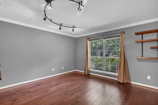 12985 Trail Hollow Dr, Houston, TX 77079 - Photo 9