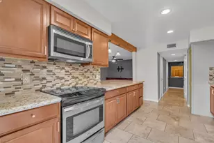 12985 Trail Hollow Dr, Houston, TX 77079 - Photo 15