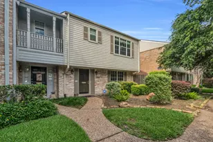 12985 Trail Hollow Dr, Houston, TX 77079 - Photo 5