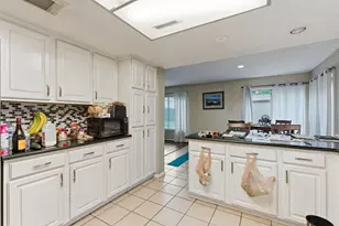 11426 Hambleton Way, Houston, TX 77065 - Photo 9