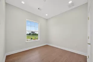 7717 Prairie St, Hitchcock, TX 77563 - Photo 27