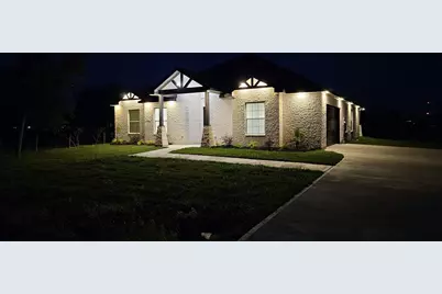 7717 Prairie Street, Hitchcock, TX 77563 - Photo 1