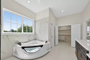 7717 Prairie St, Hitchcock, TX 77563 - Photo 25