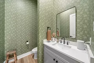 1307 E 27th St, Houston, TX 77009 - Photo 9