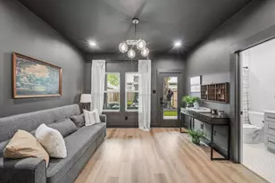 1307 E 27th St, Houston, TX 77009 - Photo 35