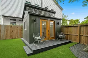 1307 E 27th St, Houston, TX 77009 - Photo 41