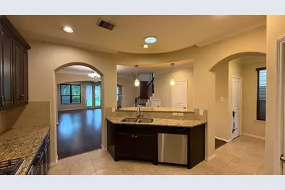 829 W 26th Street, Houston, TX 77008 - Photo 3