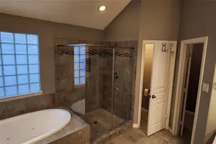 829 W 26th St, Houston, TX 77008 - Photo 15