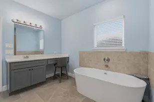 403 Laurel Timbers Dr, Houston, TX 77339 - Photo 19