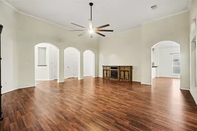 9714 Crystal Boulevard, Baytown, TX 77521 - Photo 7
