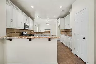9714 Crystal Blvd, Baytown, TX 77521 - Photo 15