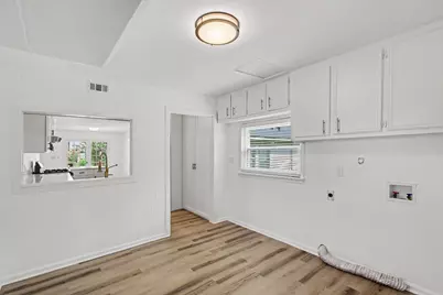 302 Lawrence Street, Tomball, TX 77375 - Photo 11