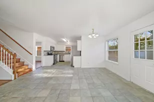 2208 Day Dr, Pearland, TX 77584 - Photo 9