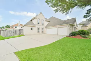 2621 Drift Wood Ln, Seabrook, TX 77586 - Photo 9