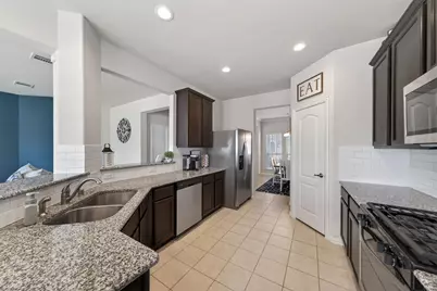 306 Cabernet Drive, Alvin, TX 77511 - Photo 9