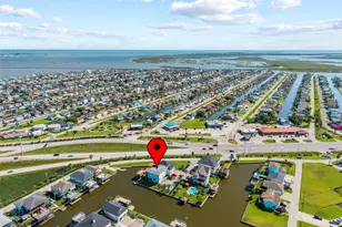 5 S Pintail St, La Marque, TX 77568 - Photo 1