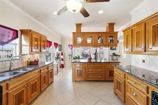 5 S Pintail St, La Marque, TX 77568 - Photo 5