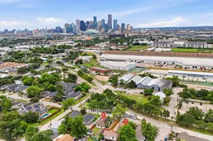 510 N Everton St, Houston, TX 77003 - Photo 7