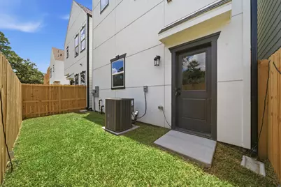 5522 Wheatley Street #D, Houston, TX 77091 - Photo 33