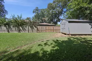 5840 Wynden Way, Beaumont, TX 77706 - Photo 33