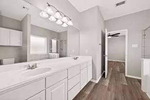 2810 Meadowbrook Lane, Rosenberg, TX 77471 - Photo 11