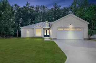 1049 Broadmoor Dr, Huntsville, TX 77340 - Photo 1