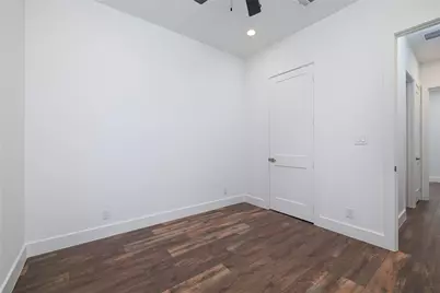 1049 Broadmoor Drive, Huntsville, TX 77340 - Photo 19