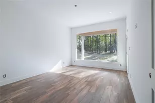 1049 Broadmoor Dr, Huntsville, TX 77340 - Photo 11