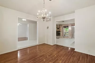 15725 Lakeview Drive, Jersey Village, TX 77040 - Photo 9