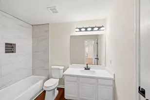 215 Crabapple Dr, Baytown, TX 77520 - Photo 39