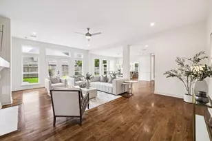 15911 Redwood Pl Dr, Houston, TX 77079 - Photo 9