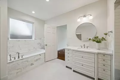 15911 Redwood Place Drive, Houston, TX 77079 - Photo 23