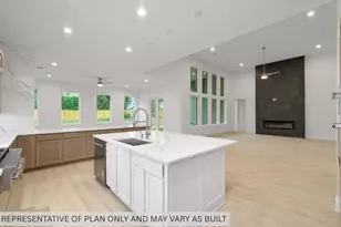 358 Louvenia Ct, Pinehurst, TX 77362 - Photo 9