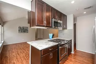 9226 Goodmeadow Dr, Houston, TX 77064 - Photo 7