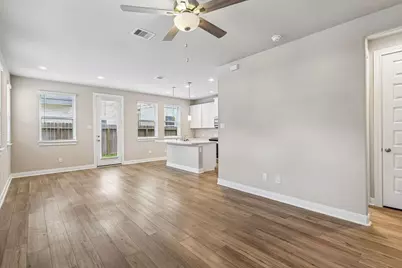 9808 Falling Fern Lane, Houston, TX 77080 - Photo 5