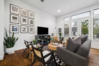 2110 Genesee Street, Houston, TX 77006 - Photo 5