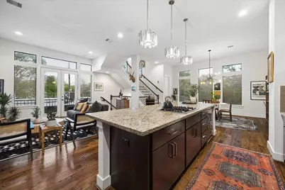 2110 Genesee Street, Houston, TX 77006 - Photo 3