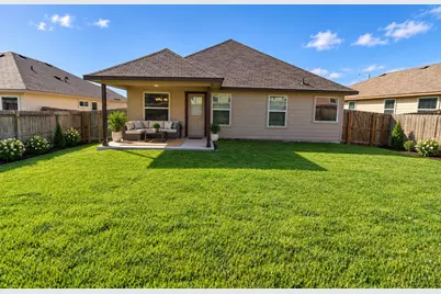 1008 Fannin Street, Brenham, TX 77833 - Photo 23