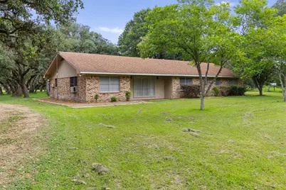 1205 Struss Lane, Columbus, TX 78934 - Photo 3