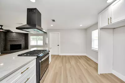 6023 Lattimer Drive, Houston, TX 77035 - Photo 25