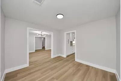 6023 Lattimer Drive, Houston, TX 77035 - Photo 27
