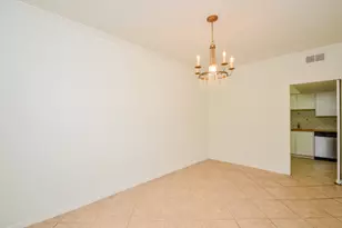 2100 Tanglewilde St, Houston, TX 77063 - Photo 15