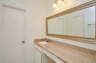 2100 Tanglewilde St, Houston, TX 77063 - Photo 25