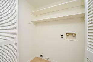 2100 Tanglewilde St, Houston, TX 77063 - Photo 19